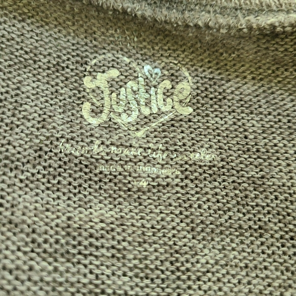 3 X JUSTICE, 2 sweaters and 1 vest - Picture 6 of 9